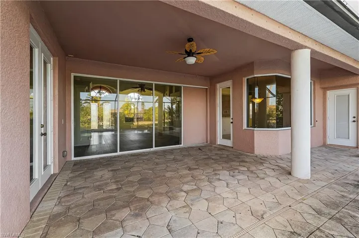 325 SE 21st  ST, Cape Coral, FL 33990