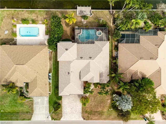 325 SE 21st  ST, Cape Coral, FL 33990