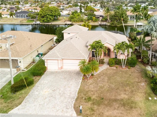 325 SE 21st  ST, Cape Coral, FL 33990