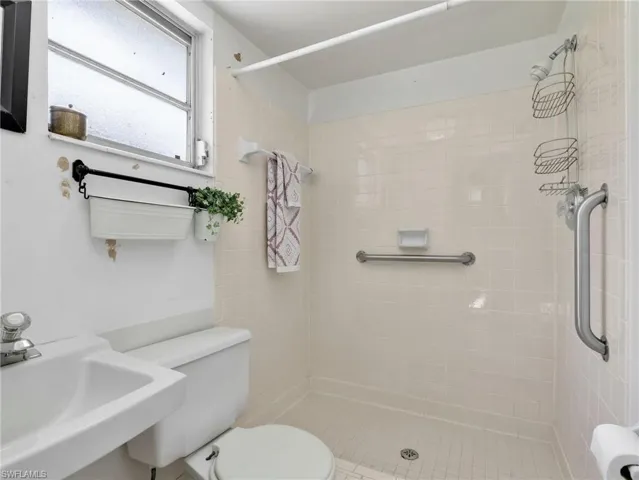 1645 Ardmore Rd, Fort Myers, Florida 33901
