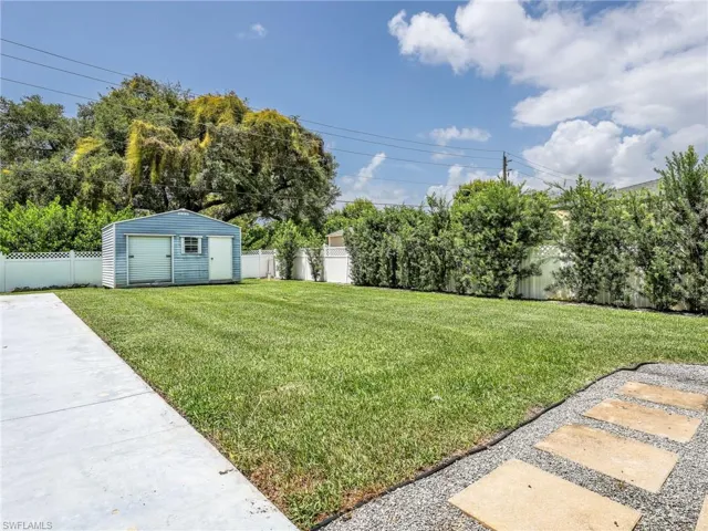 1645 Ardmore Rd, Fort Myers, Florida 33901