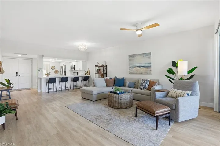 6549 Marissa Loop 23, Naples, Florida 34108