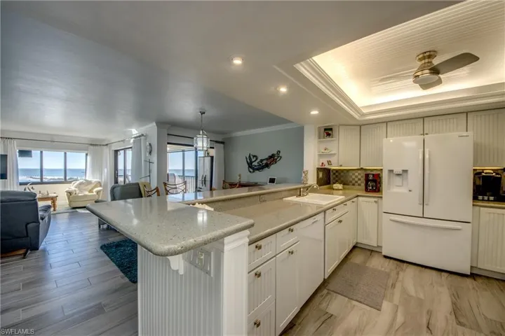 Open kitchen