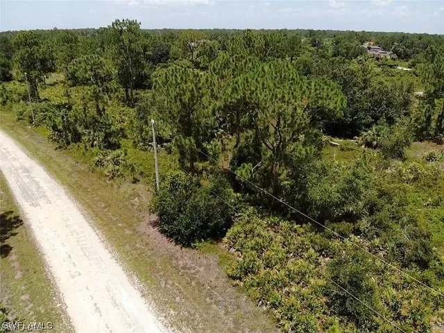 1155 Bayliss St E, Lehigh Acres, Florida 33974