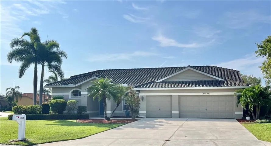 12530  Strathmore  LOOP, Fort Myers, FL 33912