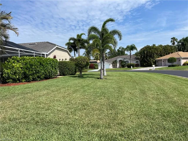 12530  Strathmore  LOOP, Fort Myers, FL 33912