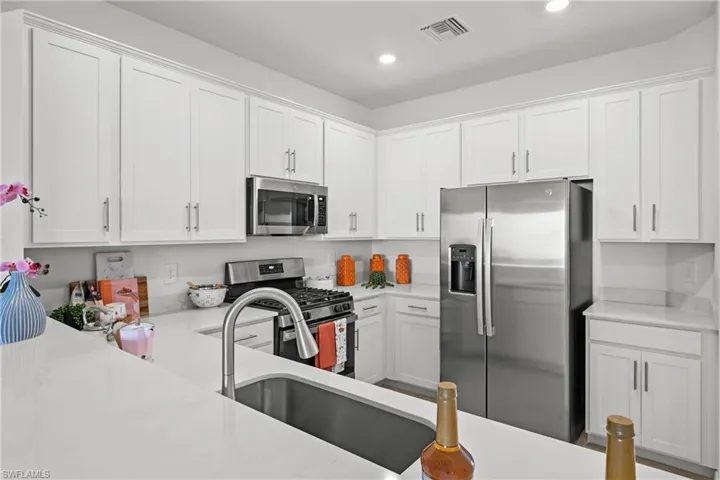 44308  Caraton  TER, Babcock Ranch, FL 33982