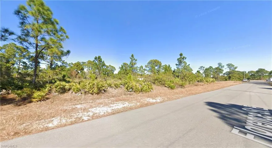 1141 Florence St E, Lehigh Acres, Florida 33974