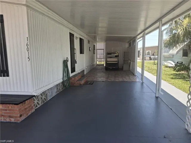 Room for 2 cars