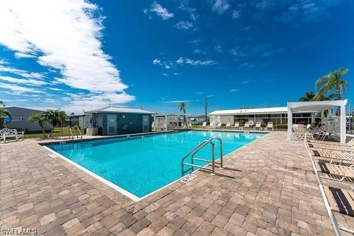 Galaxy Pool