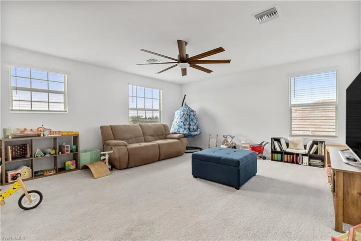 Upstairs Bonus Room
