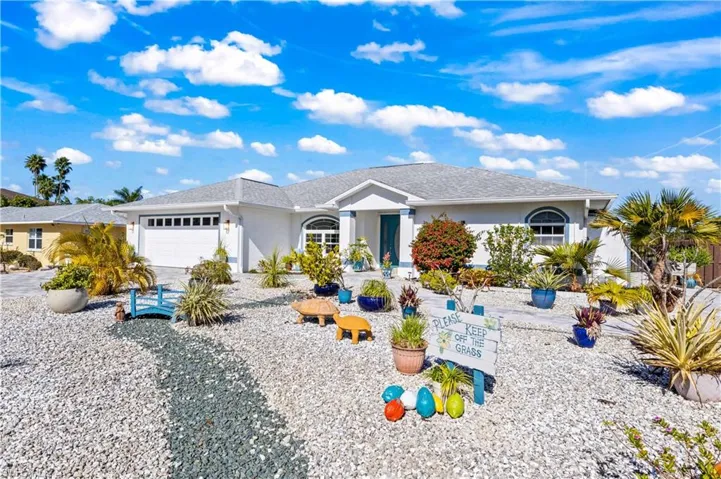 An address that invites you to live, explore, and savor every coastal moment.