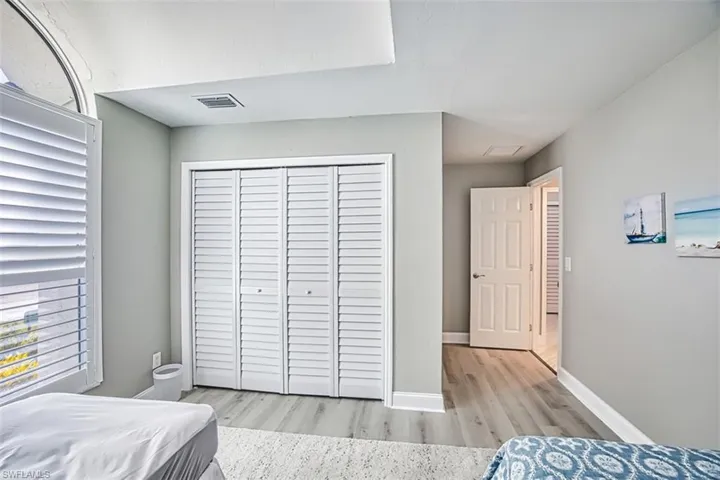 Guest-Bedroom-Closet