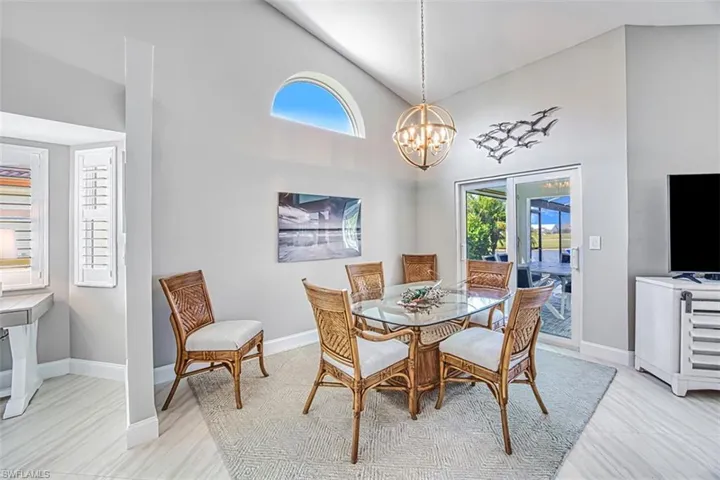 Dining-Area