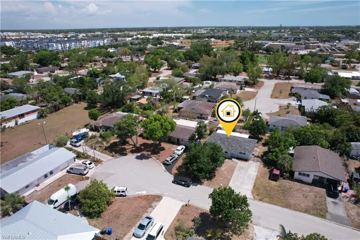 Drone / aerial view featuring a residential view