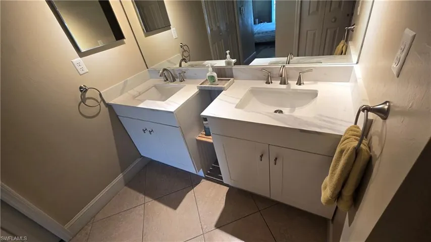 2611 Sw 23rd Pl, Cape Coral, Florida 33914
