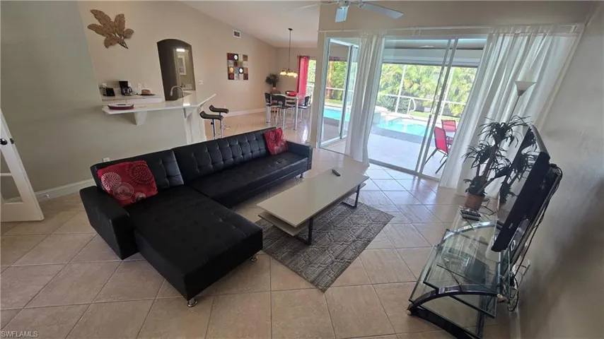 2611 Sw 23rd Pl, Cape Coral, Florida 33914