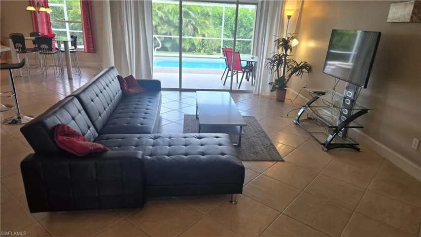 2611 Sw 23rd Pl, Cape Coral, Florida 33914
