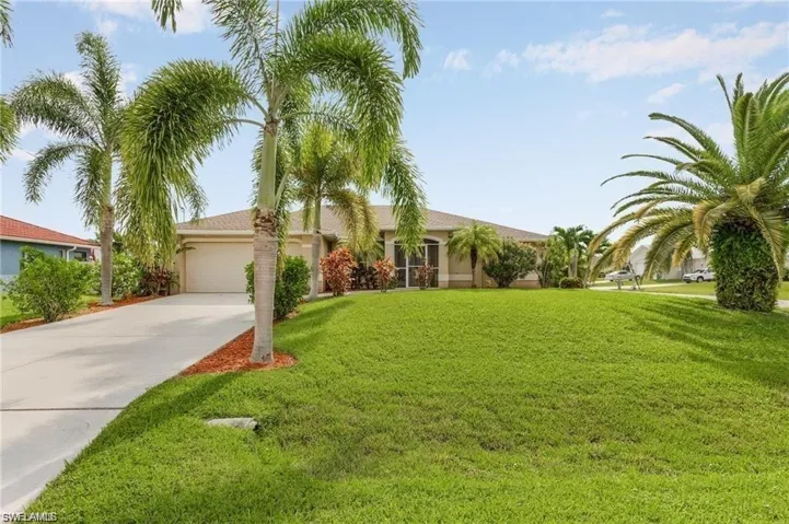 2611 Sw 23rd Pl, Cape Coral, Florida 33914