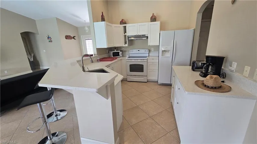 2611 Sw 23rd Pl, Cape Coral, Florida 33914