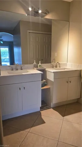 2611 Sw 23rd Pl, Cape Coral, Florida 33914