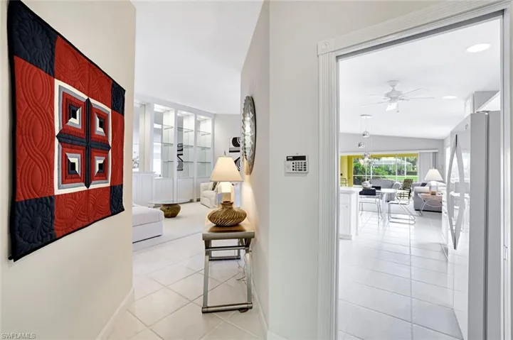 4307  Redonda  LN, Naples, FL 34119