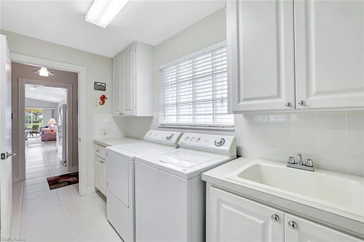 4307  Redonda  LN, Naples, FL 34119