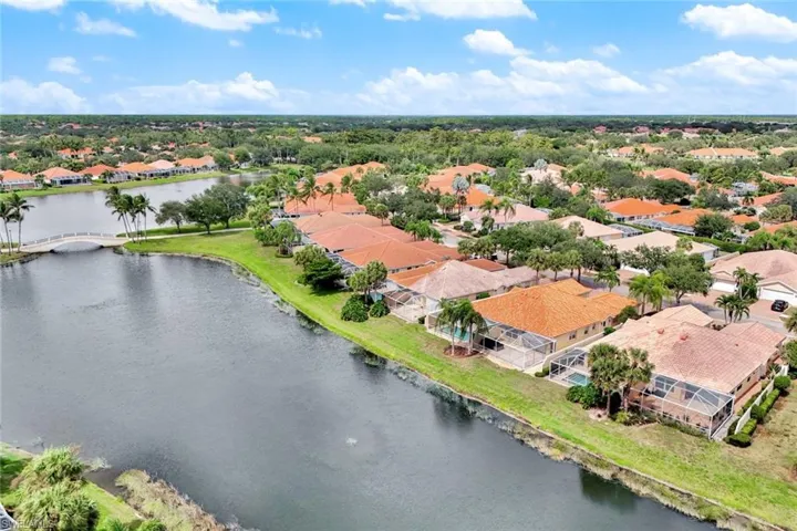 4307  Redonda  LN, Naples, FL 34119