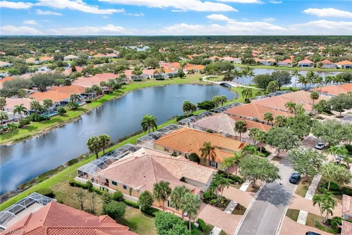 4307  Redonda  LN, Naples, FL 34119