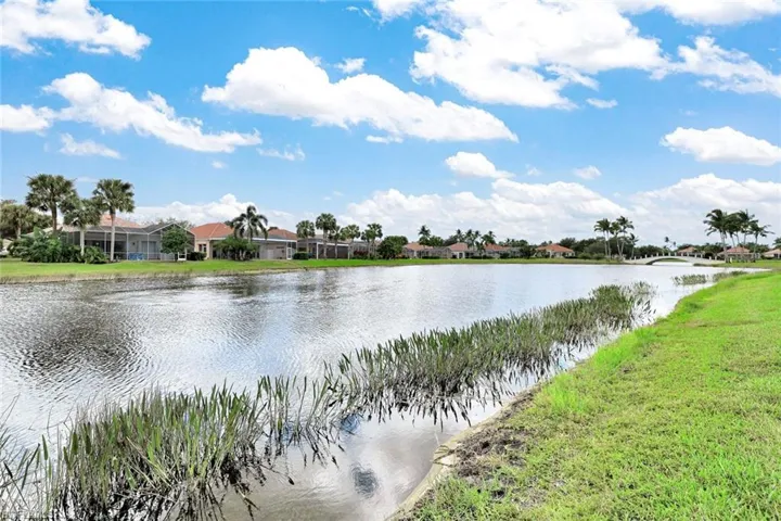 4307  Redonda  LN, Naples, FL 34119