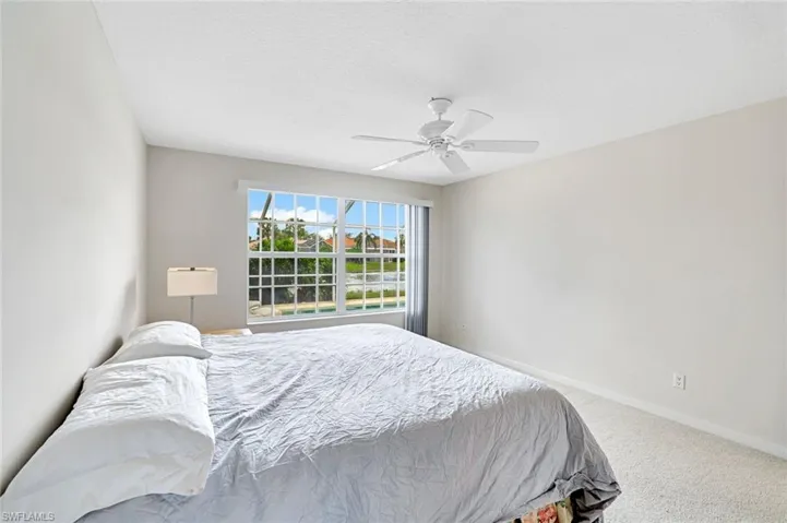 4307  Redonda  LN, Naples, FL 34119