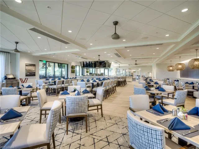Casual dining