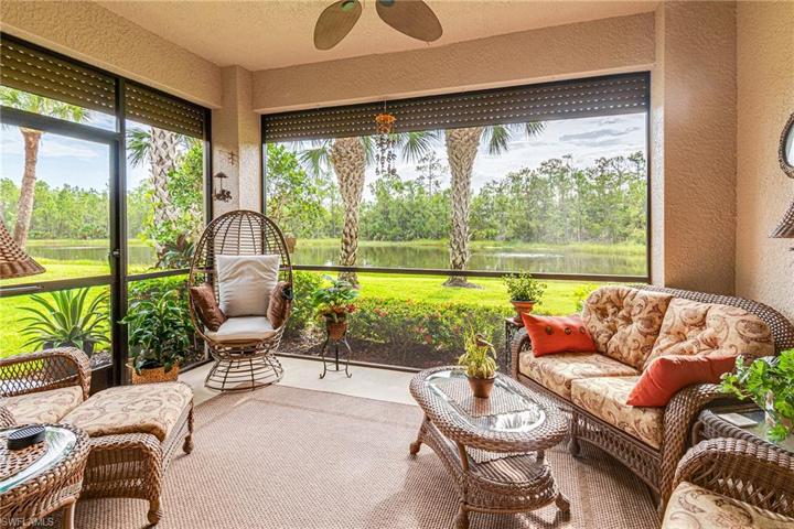 LOOKS LIKE A PICTURE BUT IT’S REAL & COULD BE YOURS! COME ENJOY LIFE HERE IN PARADISE!