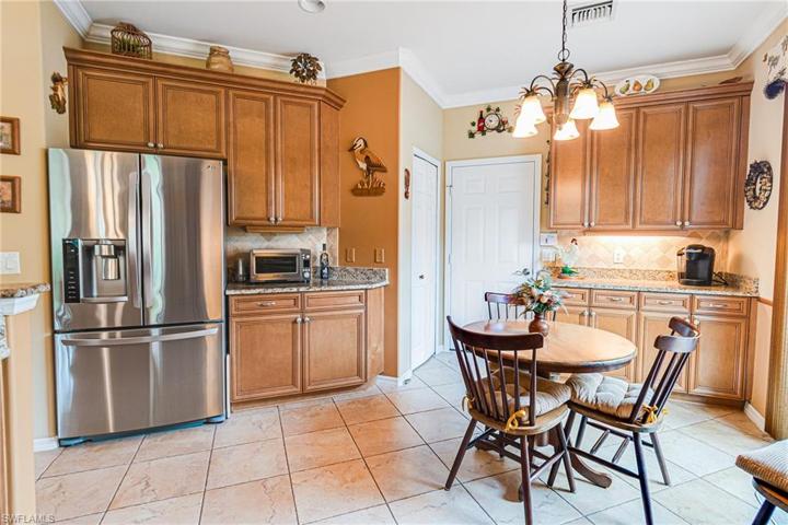 CABINETS & GRANITE COUNTERTOPS GALORE; PLUS, NEW STAINLESS STEEL LG APPLIANCES!
