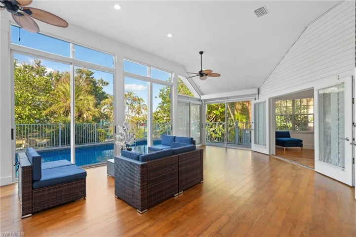 4090 W Gulf Dr, Sanibel, Florida 33957