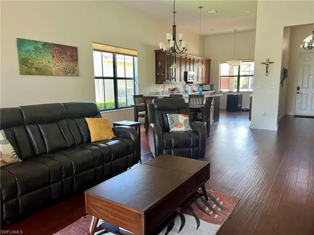 Living room & dining