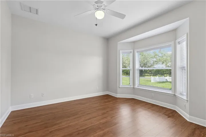 Nice size spare bedrooms!