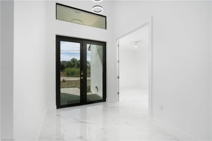 529 Theodore Vail St E, Lehigh Acres, Florida 33974