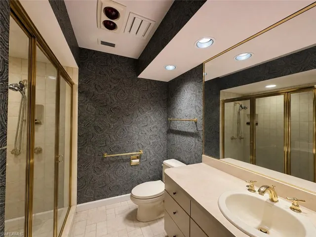 Digitally enhanced, En-suite Bathroom.