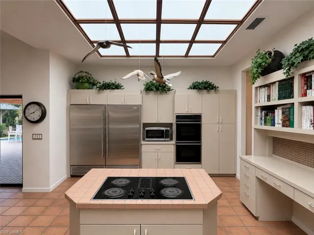 Digitally enhanced, Kitchen