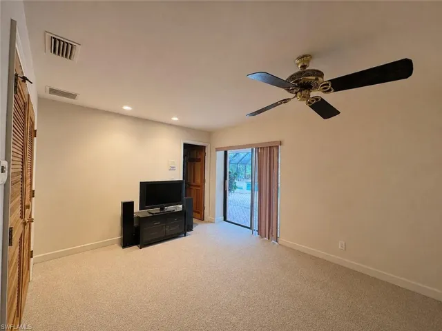 Digitally enhanced, Guest bedroom