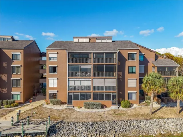 View of apartment building / complex