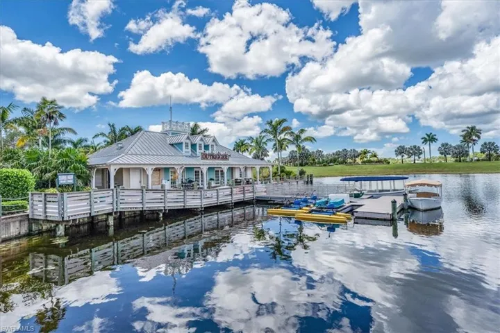 Outrigger boat ramp