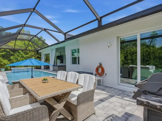 68 Tahiti Rd, Marco Island, Florida 34145
