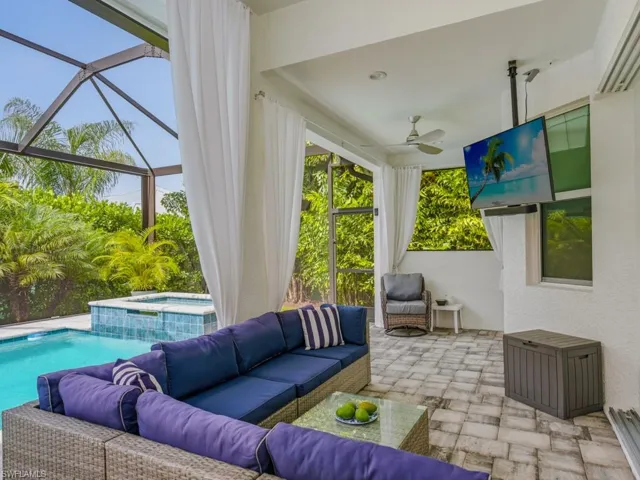 68 Tahiti Rd, Marco Island, Florida 34145