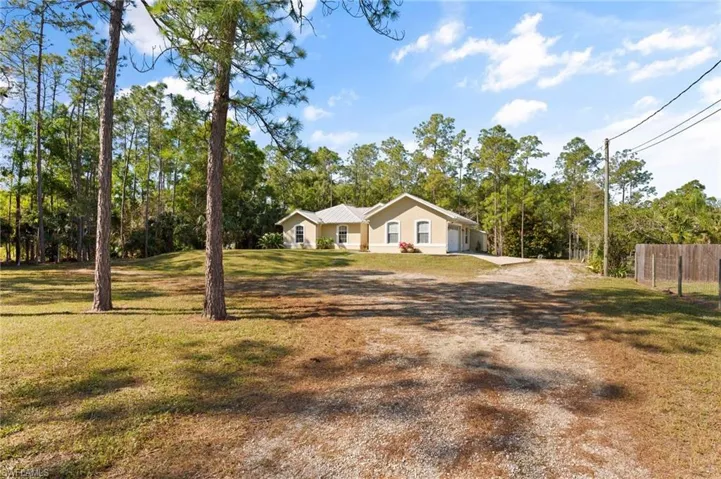 521  Everglades S BLVD, Naples, FL 34117