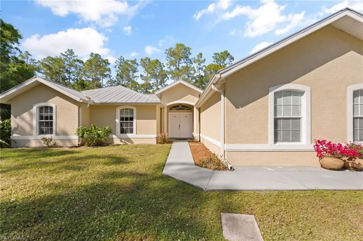 521  Everglades S BLVD, Naples, FL 34117
