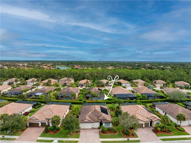 3926  Sapphire  WAY, Naples, FL 34114
