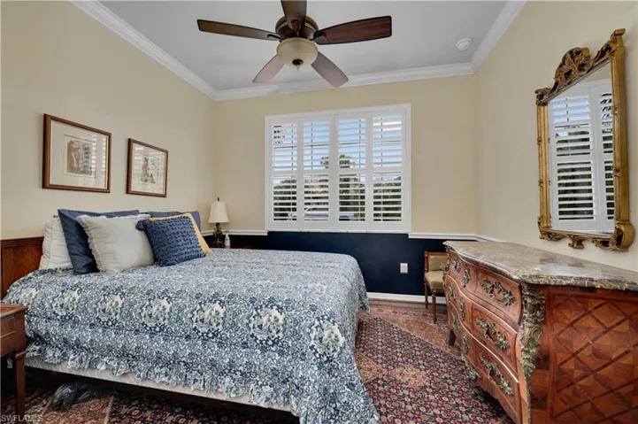 3926  Sapphire  WAY, Naples, FL 34114