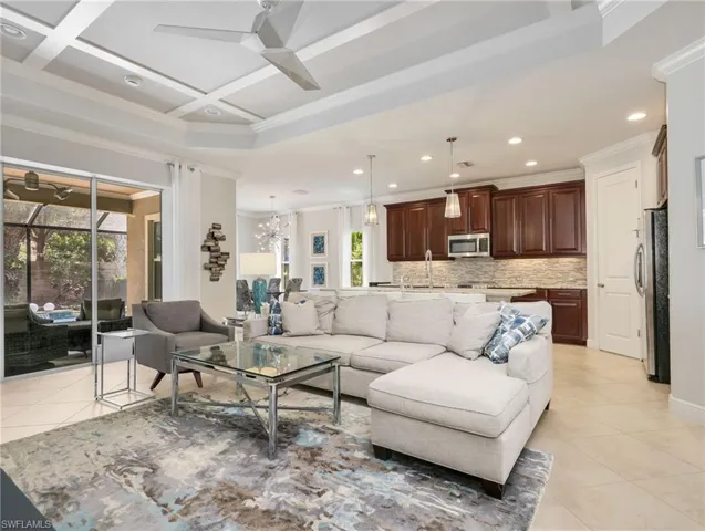 3727 Canopy Cir, Naples, Florida 34120